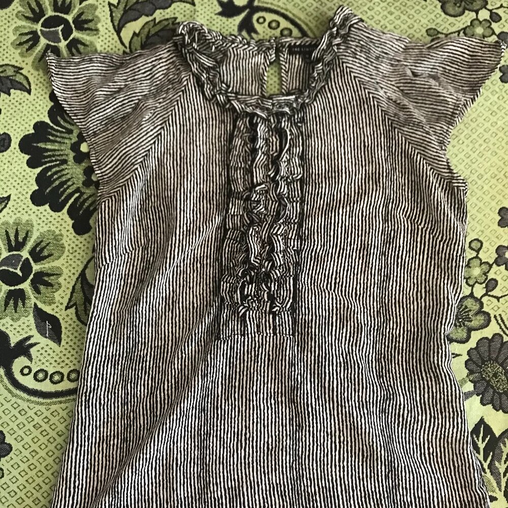 The Limited women sleeveless top blouse